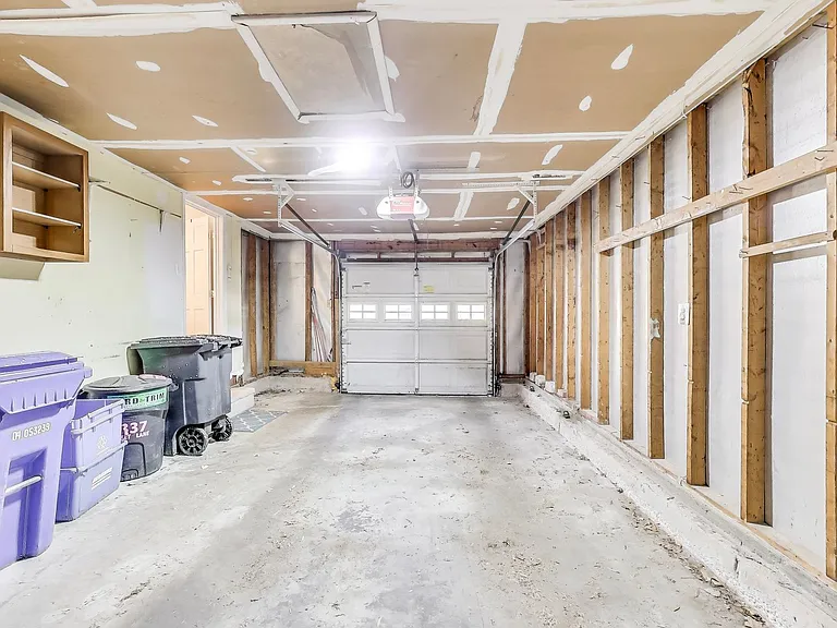 1337 Crockett Ln — Photo 43