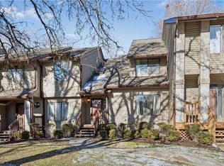 225 Bridgewater Dr, Newport News, VA 23603