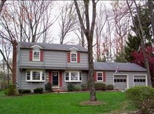 17 Janet Ln, Berkeley Heights, NJ 07922