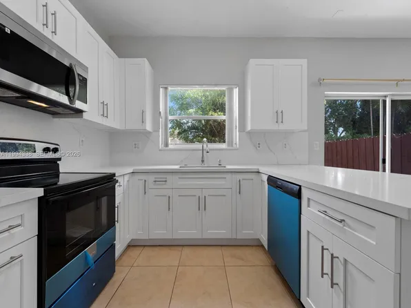 5001 SW 140th Ter #5001, Hollywood, FL 33027