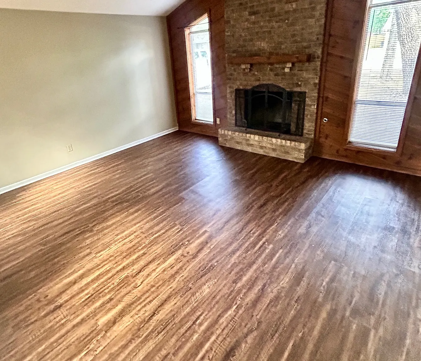 3 bed, 1391 sqft, $1,700 — Photo 4
