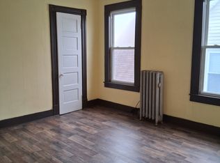 372 Franklin St #3, Springfield, MA 01104