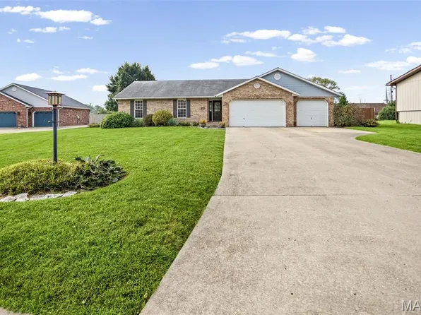 2724 Bryden Ct, Alton, IL 62002