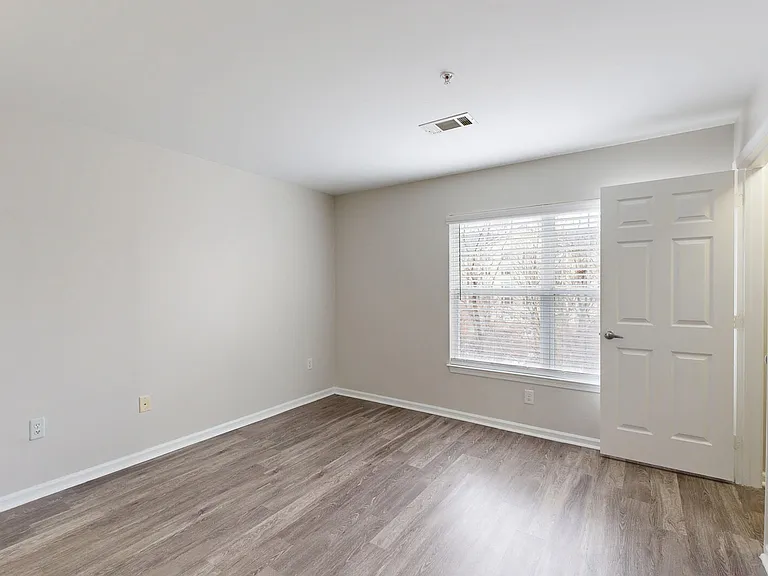 14 North — Photo 90