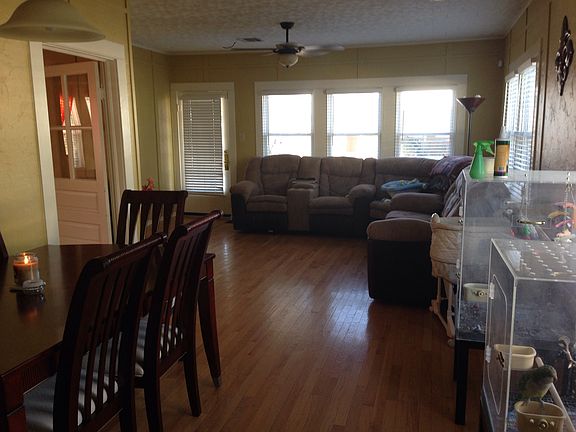 living room & dinning room