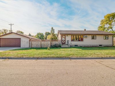 520 W Garfield Ave, Mahnomen, MN, 56557