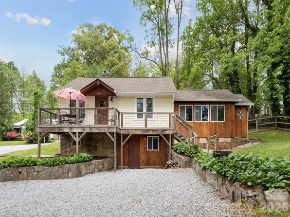 811 Miami Ter, Hendersonville, NC 28791
