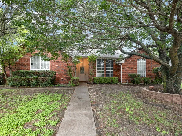 530 Branch Ln, Midlothian, TX 76065
