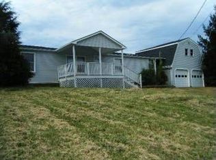 707 Mountain View Rd, Meadows Of Dan, VA 24120