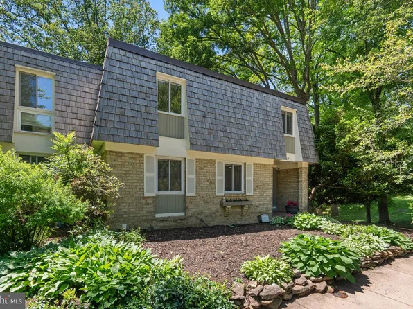 10314 Watkins Mill Dr, Gaithersburg, MD 20886