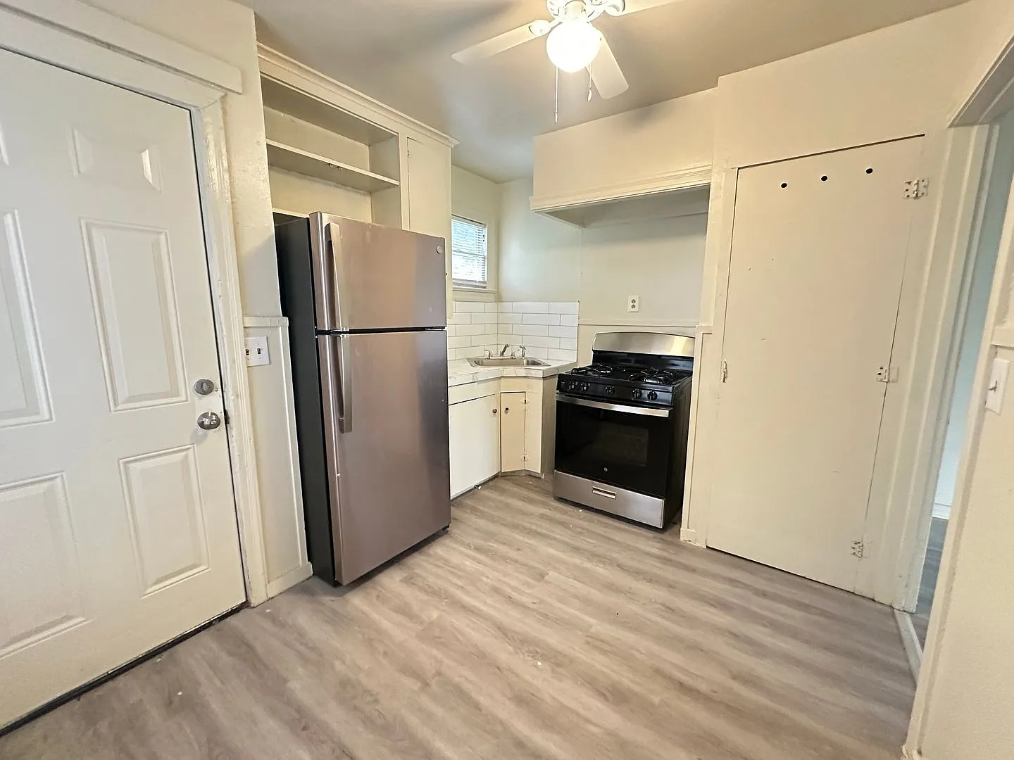 East Wilkinson Duplex — Photo 4