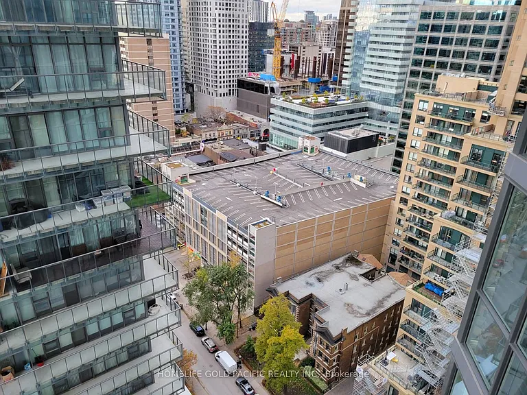 45 Charles St E #2505 — Photo 16