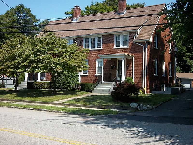 1st image of 115 Roger Williams Ave
