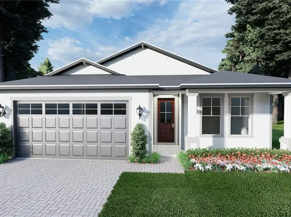 309 4th St, Geneva, FL 32732