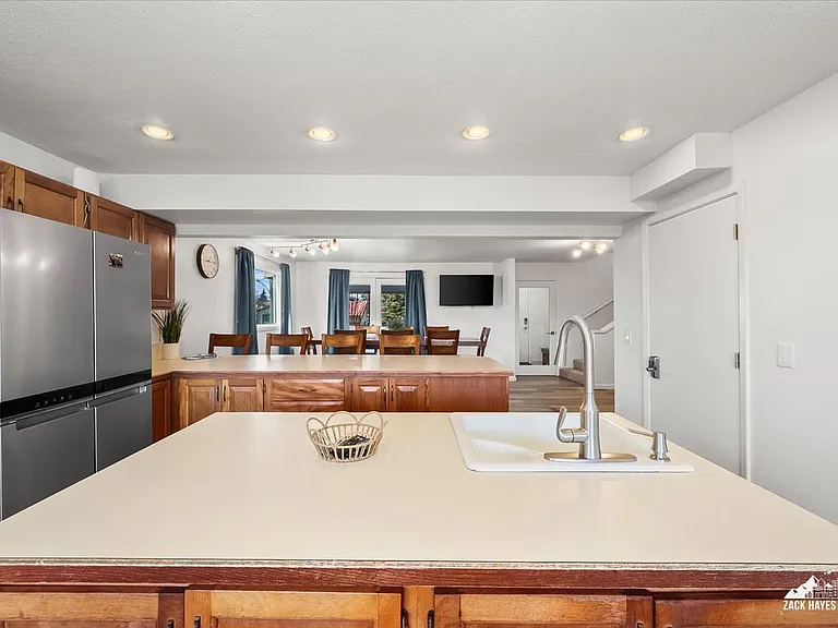 324 E Manor Ave — Photo 36