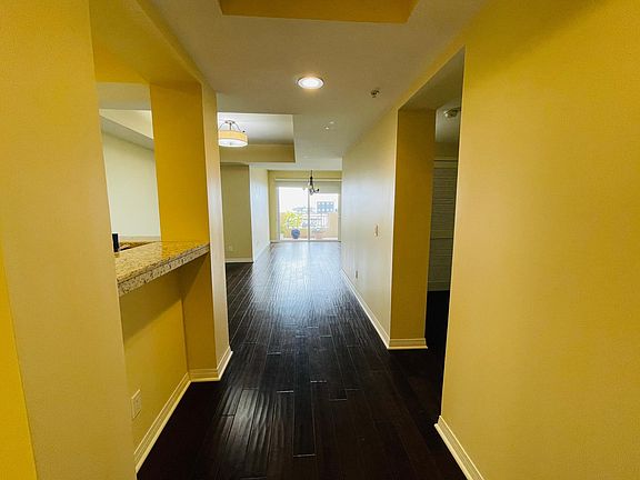 5th image of 1257 Brockton Ave #Penthouse 4