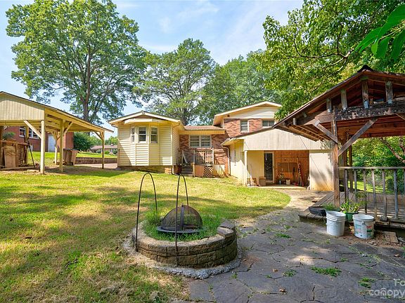 5th image of 695 Branton Dr