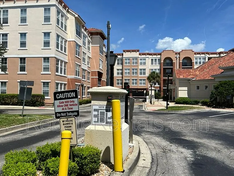 Esplanade at Town Center — Photo 3