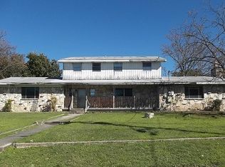 300 Blanks St, Kerrville, TX 78028