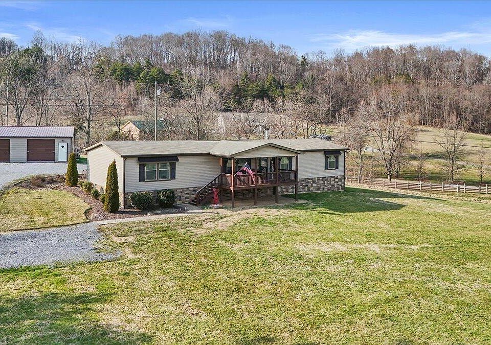 1st image of 933 Hunting Hill Rd