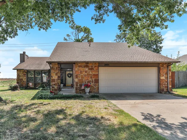 2005 N 30th St, Broken Arrow, OK 74014