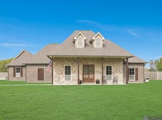 26447 Clyde Blount Rd, Livingston, LA 70754