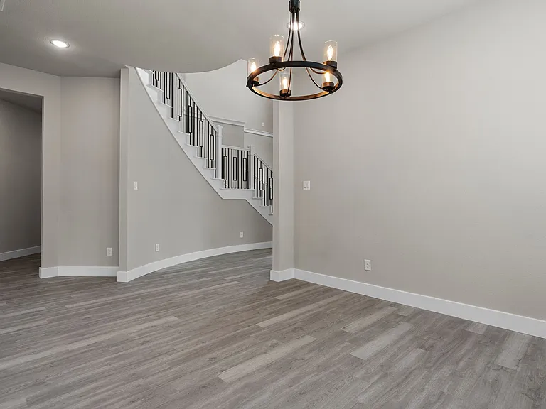 4318 Peachtree Ln — Photo 6