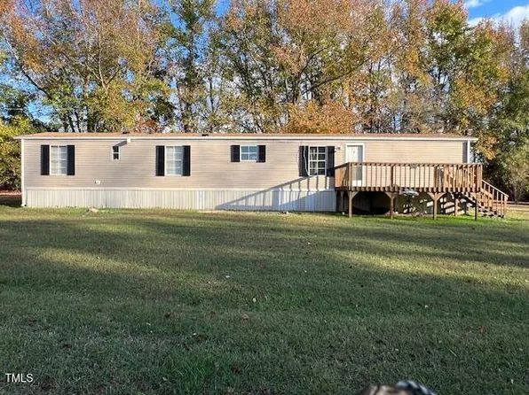 250 N Point Dr, Clarksville, VA 23927