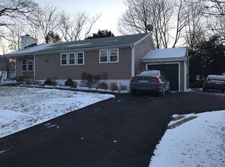 40 Wilson Ave, Trumbull, CT 06611