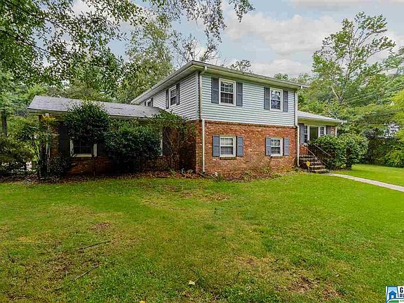 3rd image of 2333 Brookline Dr