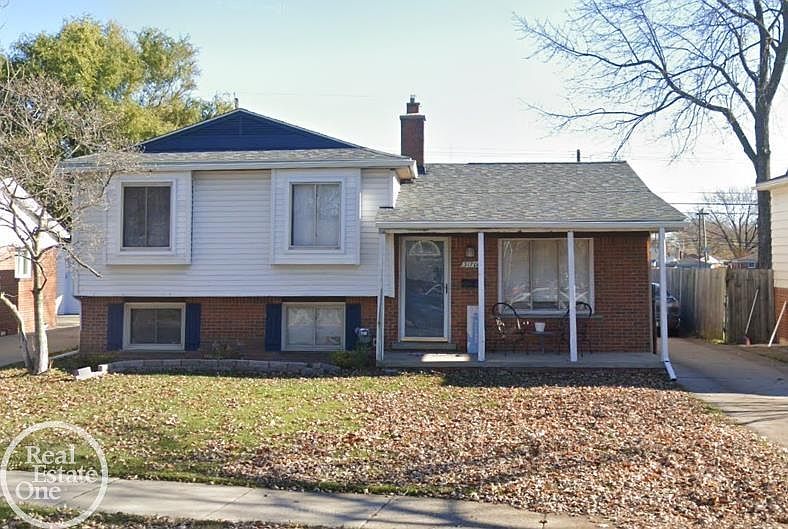 1st image of 31700 Saint Margaret St