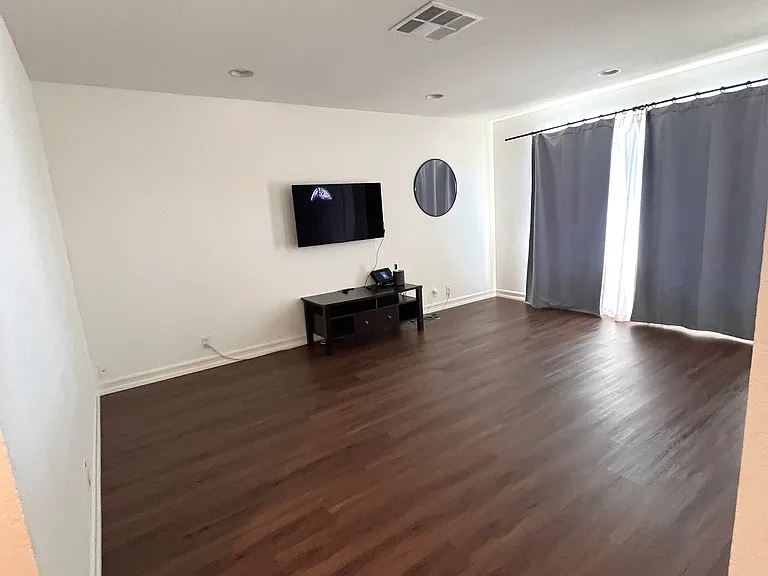 5552 Idlewild Ave — Photo 5