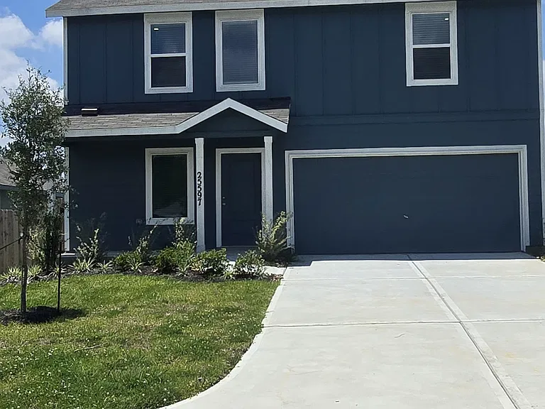 25597 Rose Creek Dr — Photo 1