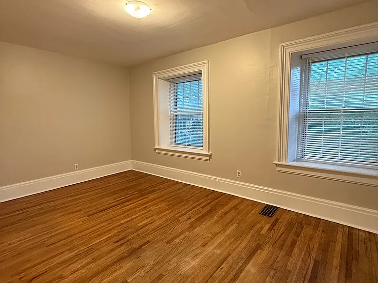 153 Norfolk St — Photo 13