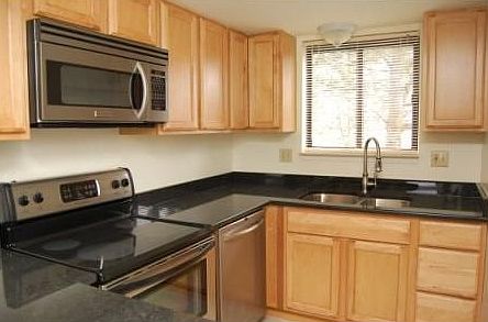 5th image of 325 Briarcrest Dr Unit 169