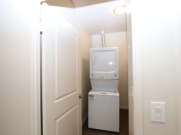 845 Chelton Rd #9 — Photo 14