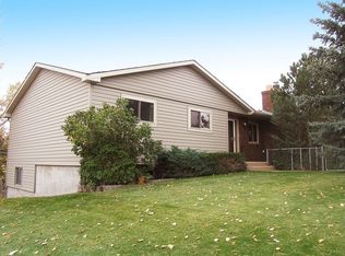 10617 Beartooth Dr, Cheyenne, WY 82009