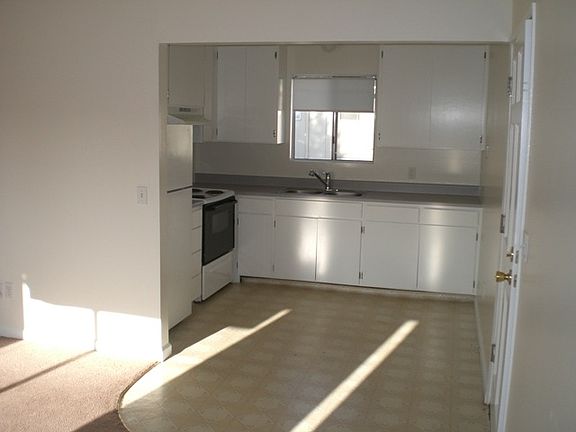 2nd image of 230 Edith St APT C