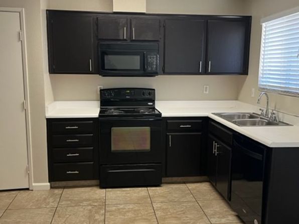 3210 Brookfield Loop #D