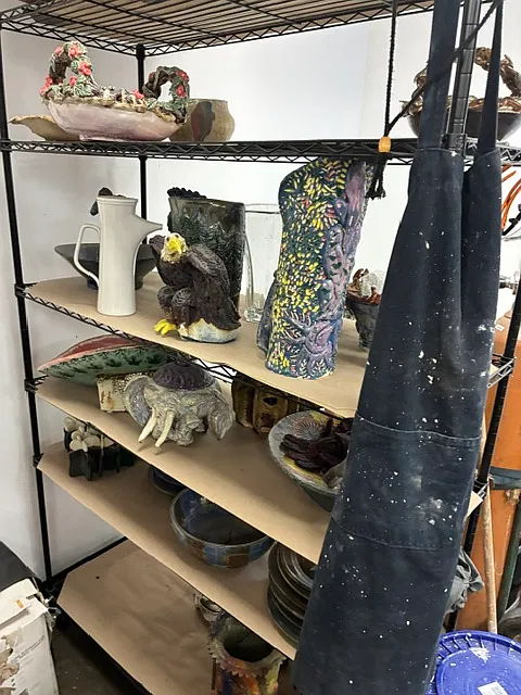 142 College Ave — Photo 4