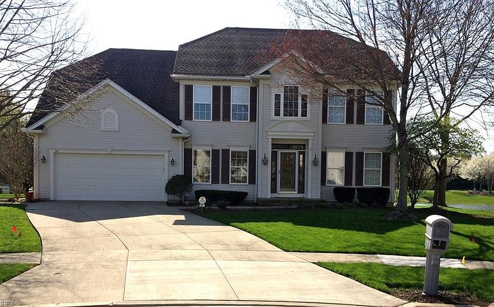 1st image of 911 Bellaire Dr