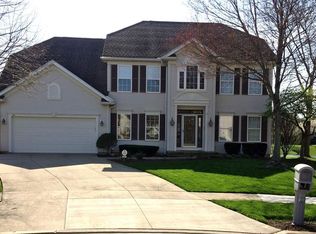 911 Bellaire Dr, Akron, OH 44333