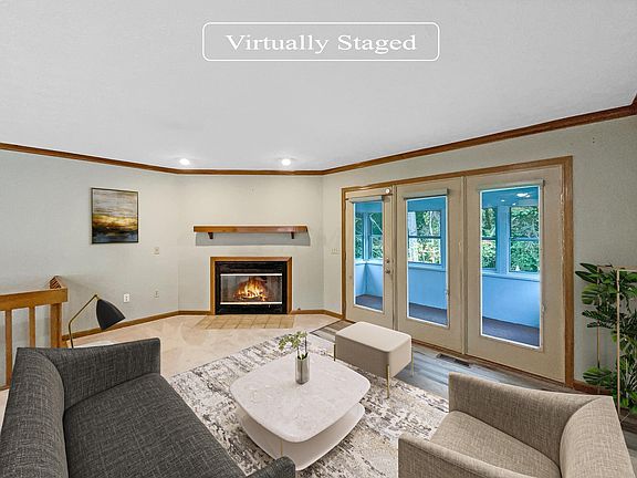 2nd image of 1309 Azalea Dr