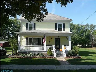109 Lincoln Ave photo 1