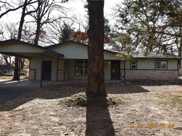 912 Ridge Dr, Sallisaw, OK 74955