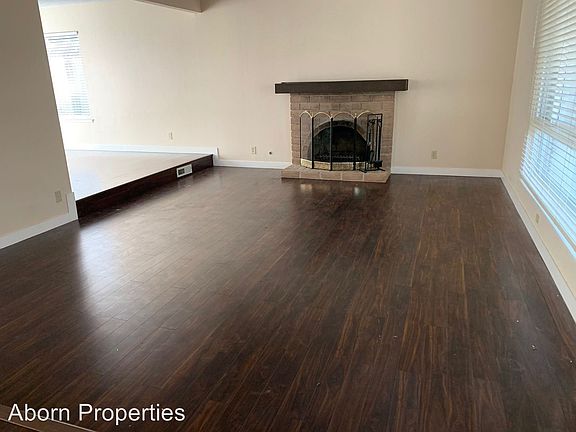 4th image of 3072 Oldwood Ct