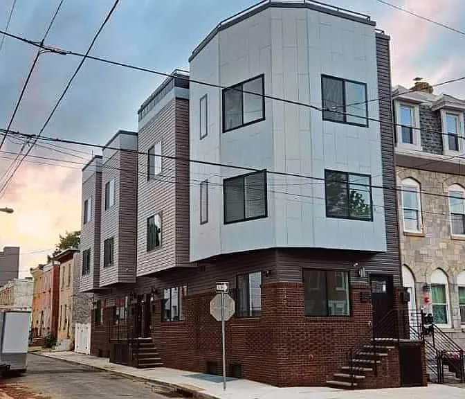 622 N 35th St #4 — Photo 1