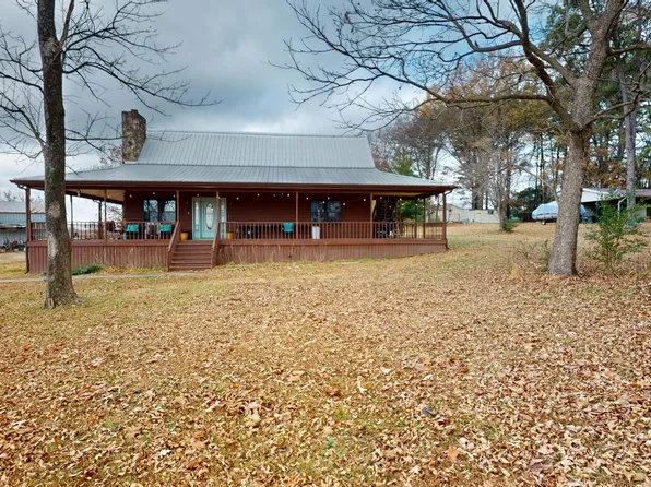 783 Dr Hall Rd, Newbern, TN 38059