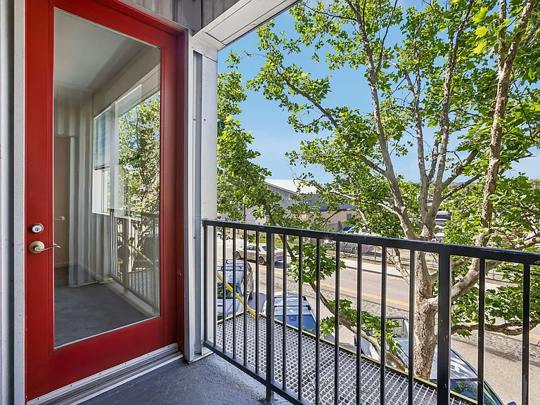 Theatre Square Apartments — Photo 14