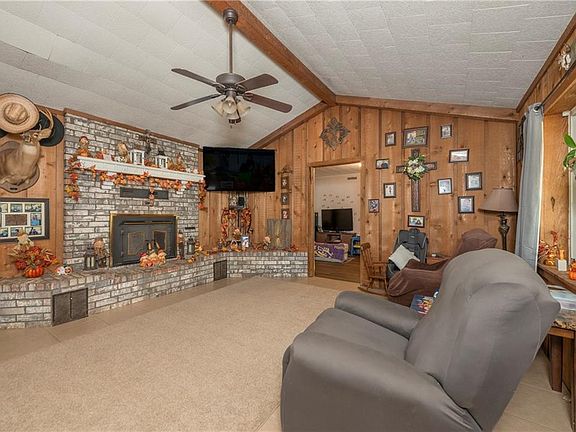 3rd image of 477 Wilder Rd